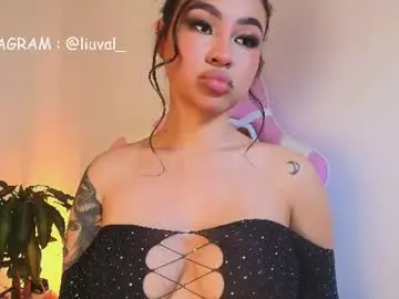 Chaturbate Best live sex cam show of liujunne