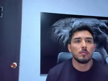 Chaturbate Live Sex Cam of alan_greek_1