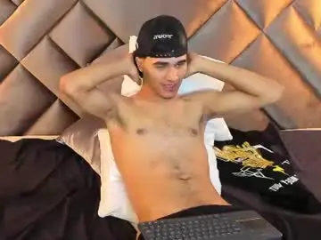Chaturbate Watch Live Sex Cams of andreao_pirlo