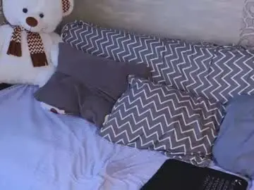 Chaturbate Live Sex Cam of maddysilk