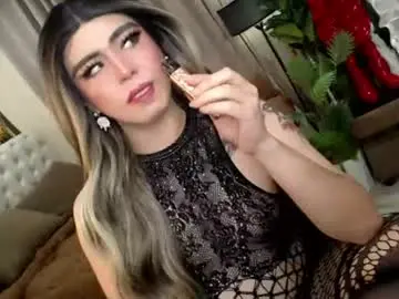 Chaturbate Live Porn of mikha_sensual