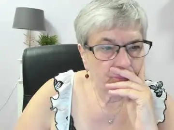 Chaturbate Live Sex Cam of iris_xdesire
