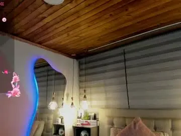 Chaturbate Adult Video Chat of cristal__hot_1
