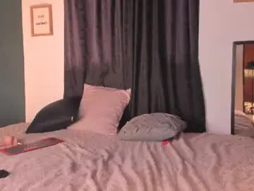 Chaturbate Live Sex Cam of liry_kim