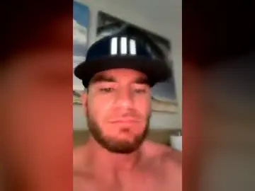 Chaturbate Live Sex of brenden2857