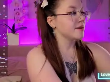 Chaturbate Adult Video Chat of kira_be11