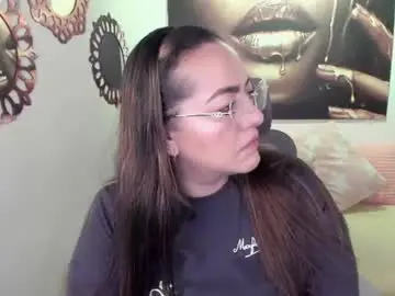 Chaturbate Adult Video Chat of marianalopez81