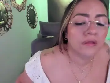 Chaturbate Watch Live Sex Cams of marianalopez81