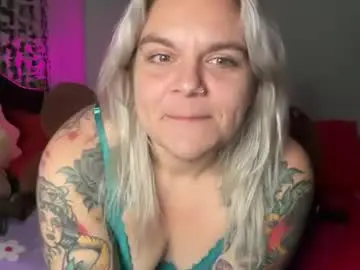 Chaturbate Free Porn Cam of cherryb0mbb0mb