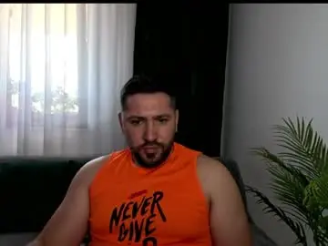 Chaturbate Live Porn of gold_alpha_boy