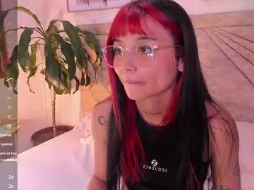 Chaturbate Free Porn Cam of emmaduff_