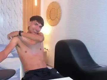 Chaturbate Adult Webcams of myke_tucker
