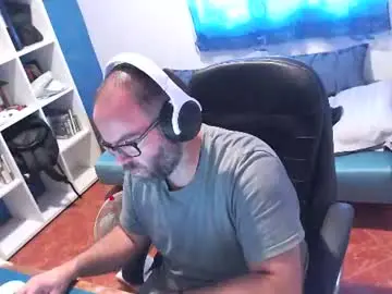 Chaturbate Best live sex cam show of ravingr3d3