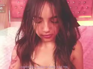 Chaturbate Live Sex of victoria_leiya