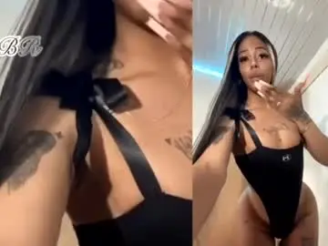 Chaturbate Nude Webcam of clermontt