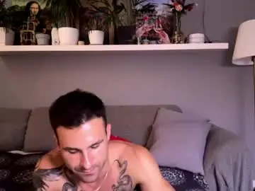 Chaturbate Adult Webcam of nicohornyboy