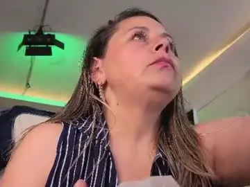 Chaturbate Live Sex Cam of cinthya_roberts