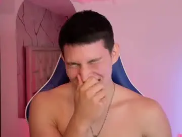 Chaturbate Watch Live Sex Cams of james_cr