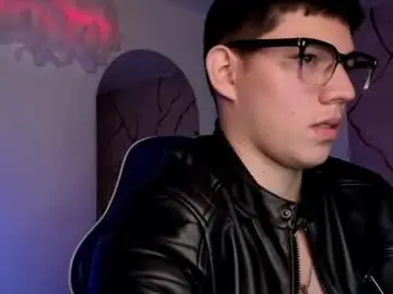 Chaturbate Live Sex Cam of james_cr