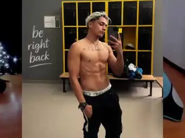Chaturbate Adult Video Chat of brunocuttie94