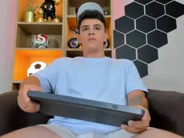 Chaturbate Free Live Porn of mikecooper_