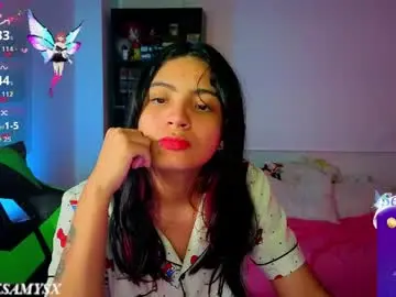 Chaturbate Free Live Porn of helia_n_amy