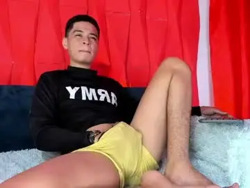 Chaturbate Watch Live Sex Cams of edy_play1