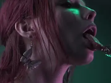 Chaturbate Free Live Porn of ginger_hugs