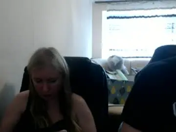 Chaturbate Live Porn of jenisandpeter