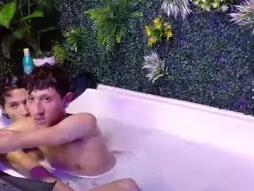 Chaturbate Free Porn Cam of yen_and_dko