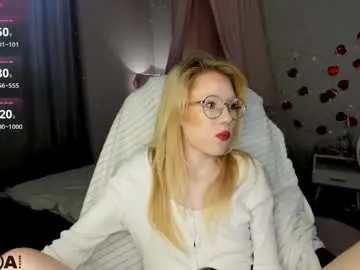 Chaturbate Best live sex cam show of esme_runn