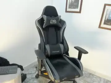 Chaturbate Live Sex of stiven_cum2