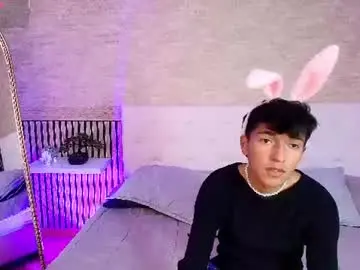 Chaturbate Live Sex Cam of alex_santoss