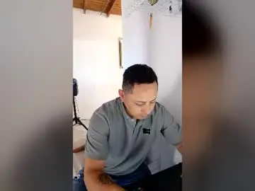 Chaturbate Watch Live Sex Cams of dantelaamenaza1020
