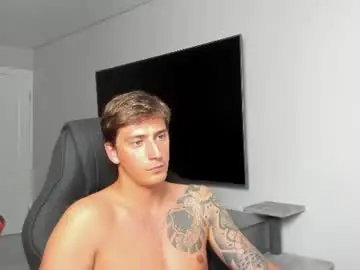 Chaturbate Watch Live Sex Cams of krishort