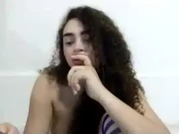 Chaturbate Watch Live Sex Cams of lily_anal_squirt