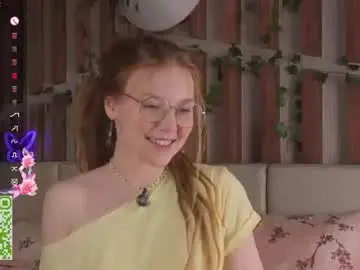 Chaturbate Live Porn of lyra_thenymph