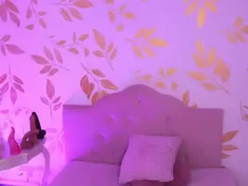 Chaturbate Live Sex Cam of misselektra__