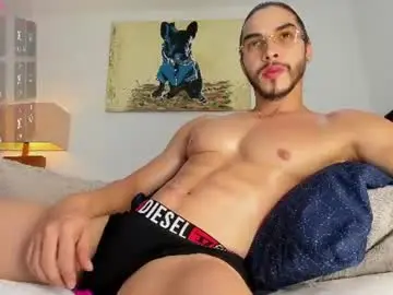Chaturbate Live Porn of valentinocorleone_