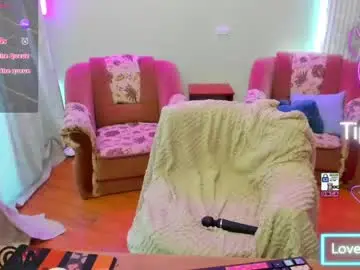 Chaturbate Watch Live Sex Cams of lilyviolet7