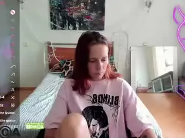 Chaturbate Live Sex Cam of lilyviolet7
