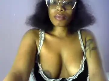 Chaturbate Free Live Porn of lola_coco