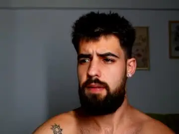 Chaturbate Adult Webcam of hairyrobxxx