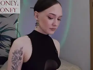 Chaturbate Live Sex Cam of sirenaswhisper