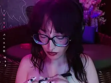 Chaturbate Live Sex Cam of sweet_roxanee