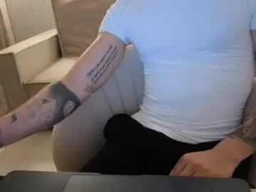 Chaturbate Best live sex cam show of dirtyprettyboi