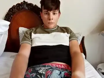 Chaturbate Sex Chat of michaeltwinkboy
