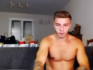Chaturbate Live Sex Cam of elkafit28