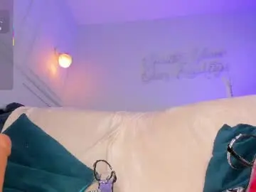 Chaturbate Live Sex Cam of bibiana_honey1