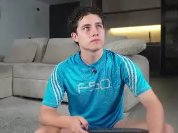 Chaturbate Best live sex cam show of theohawke_